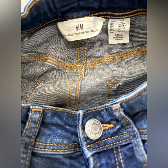 Bundle of boy h&m jeans and cotton on kids - Picture 12 of 15